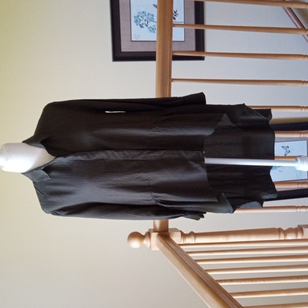 Zara high low long sleeve button front bouse top EUC
